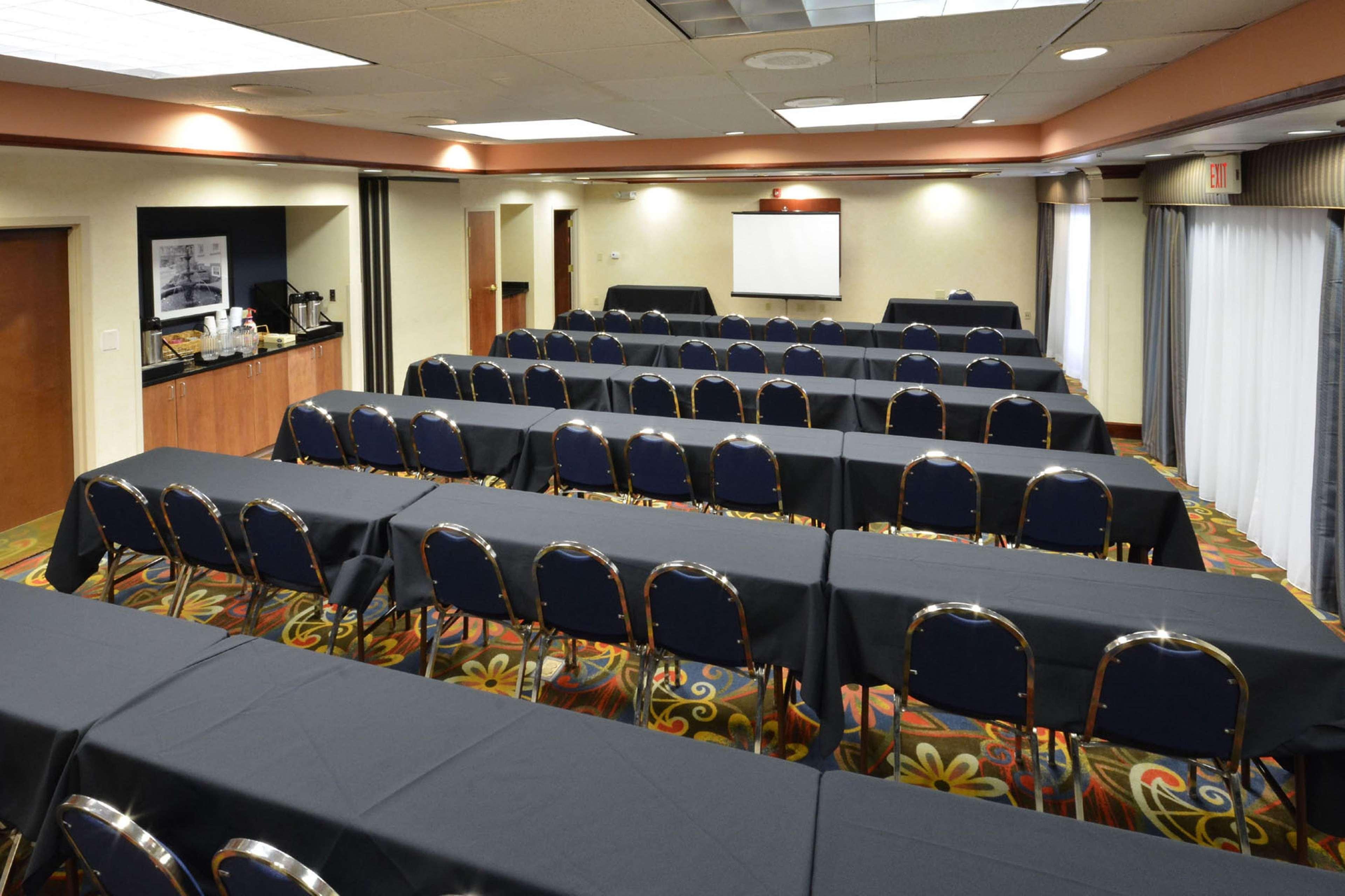 Hampton Inn Raleigh Capital Blvd North Luaran gambar