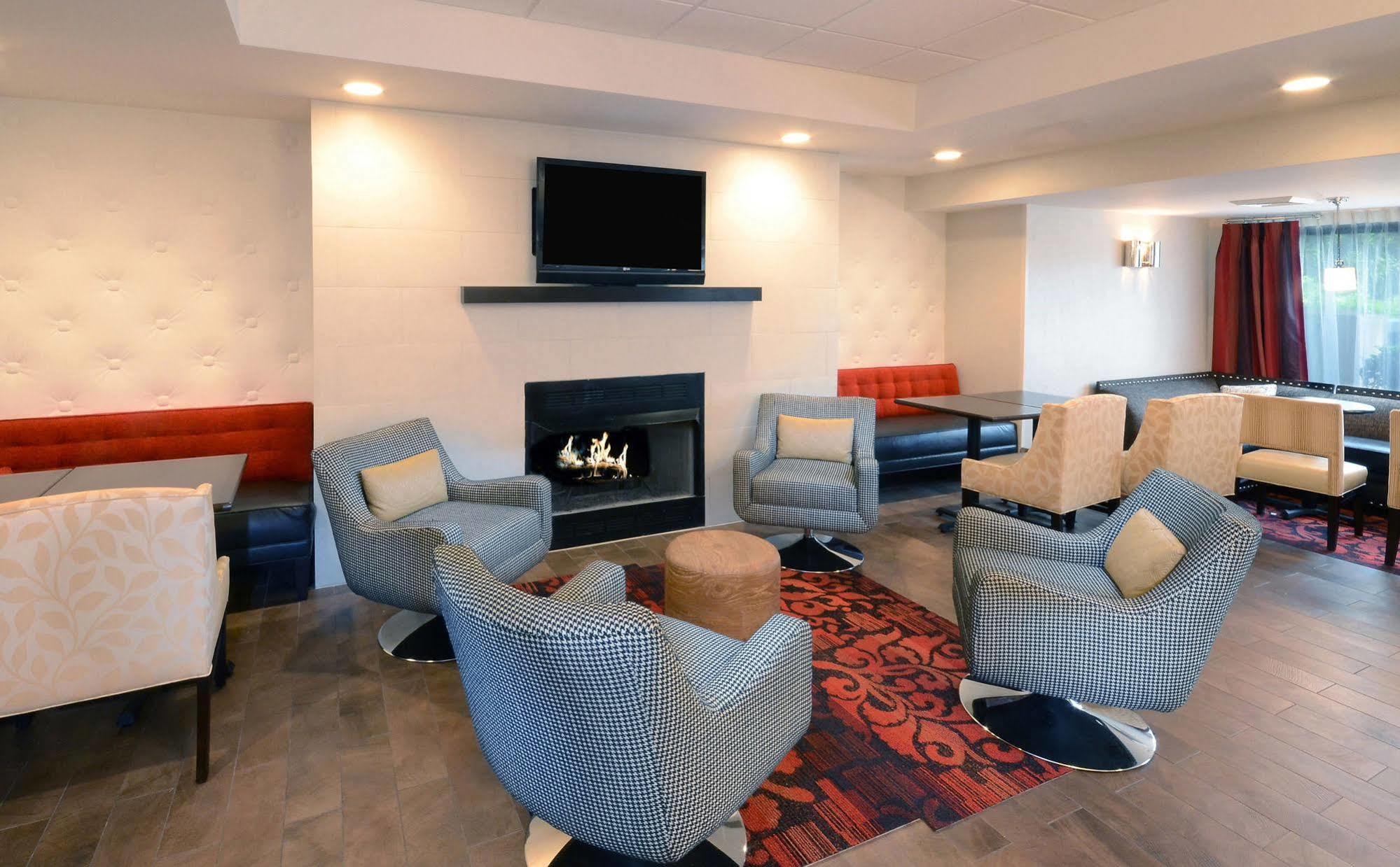 Hampton Inn Raleigh Capital Blvd North Luaran gambar